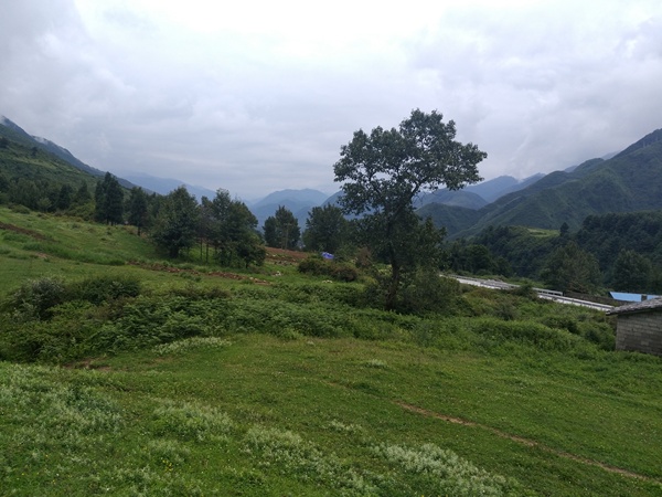 甘洛县蓼坪乡清水村,荣获大凉山优秀旅游特色小镇